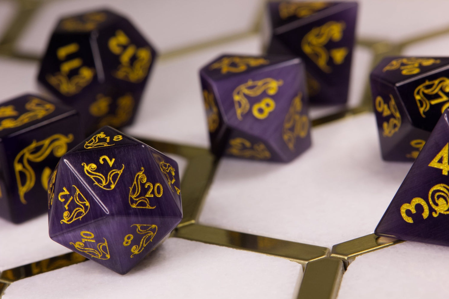 Art Nouveau Purple Catseye Dice - Summit Dice
